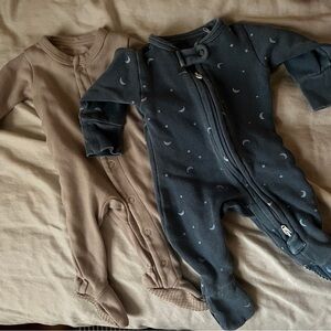 Bundle of (2) Preemie L’oved Baby Footie Pajamas